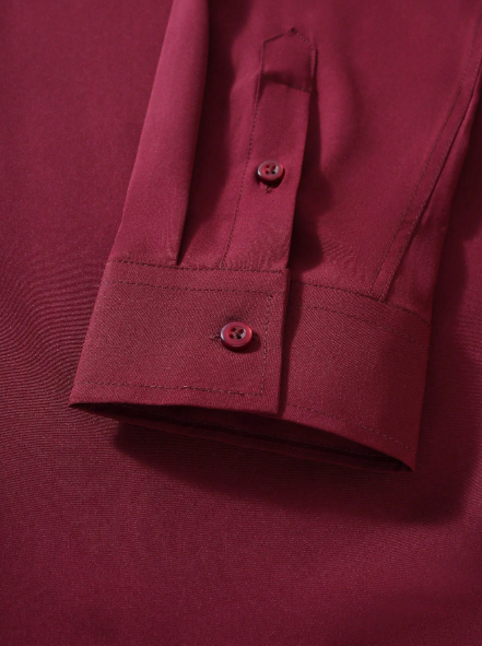 Camisa social masculina de manga comprida Manfinity Mode | Cor sólida, casual de negócios e formal, com botões, confortável para todas as estações, modelagem regular para o escritório e ocasiões casuais, textura suave. Camisa vermelha escura, camisa bordô para homens, camisa social masculina, camisa casual de negócios masculina, camisa marrom masculina. - Image 7