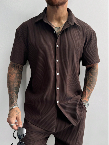 Camisa masculina vintage de malha canelada, manga curta, gola polo, cor marrom lisa com textura, ideal para férias de verão, uso casual e no escritório. Um excelente presente de Natal e Ano Novo para o pai ou marido. - Image 5